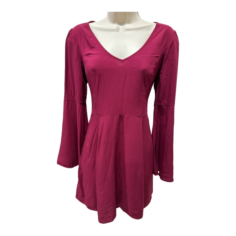 ⭐️EXPRESS FIT & FLARE RED BOHO STYLE V-NECK w/ BELL SLEEVES MINI DRESS SIZE 8 ⭐️